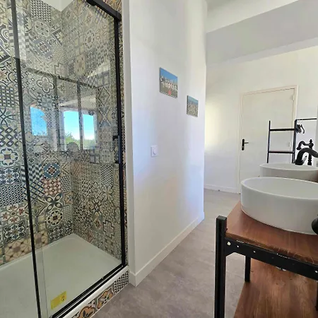 La Maison Bleue 3* Toulon