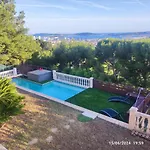 La Maison Bleue
