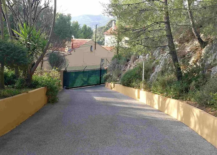 La Maison Bleue 3* Toulon